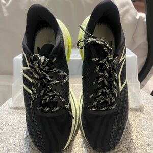 New Balance women’s Super comp trainer. New. No inserts. Size 7.5